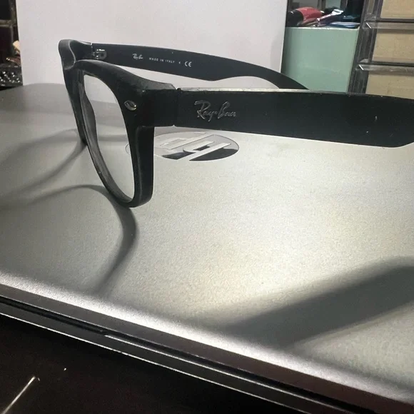 RayBan glasses. Black - Picture 3 of 3